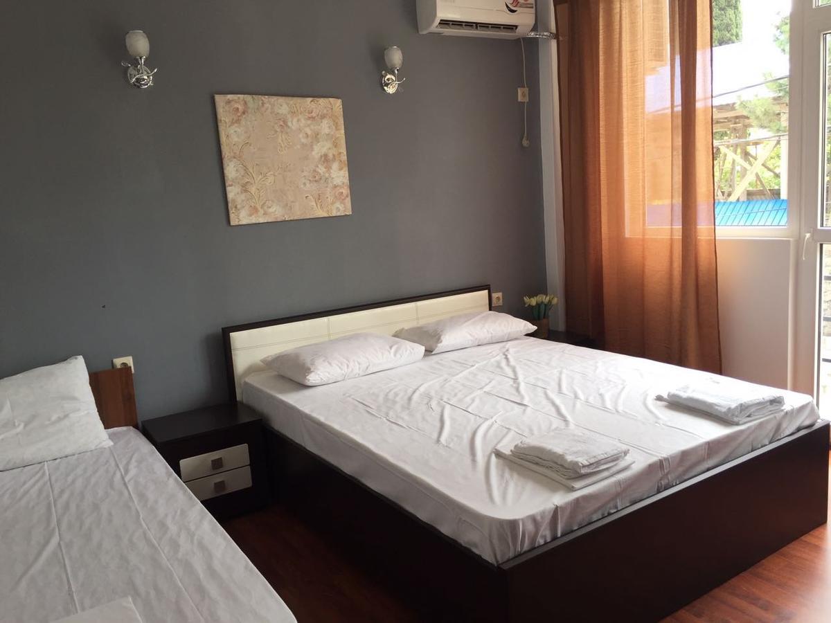 Mira Hotel New Athos Екстериор снимка